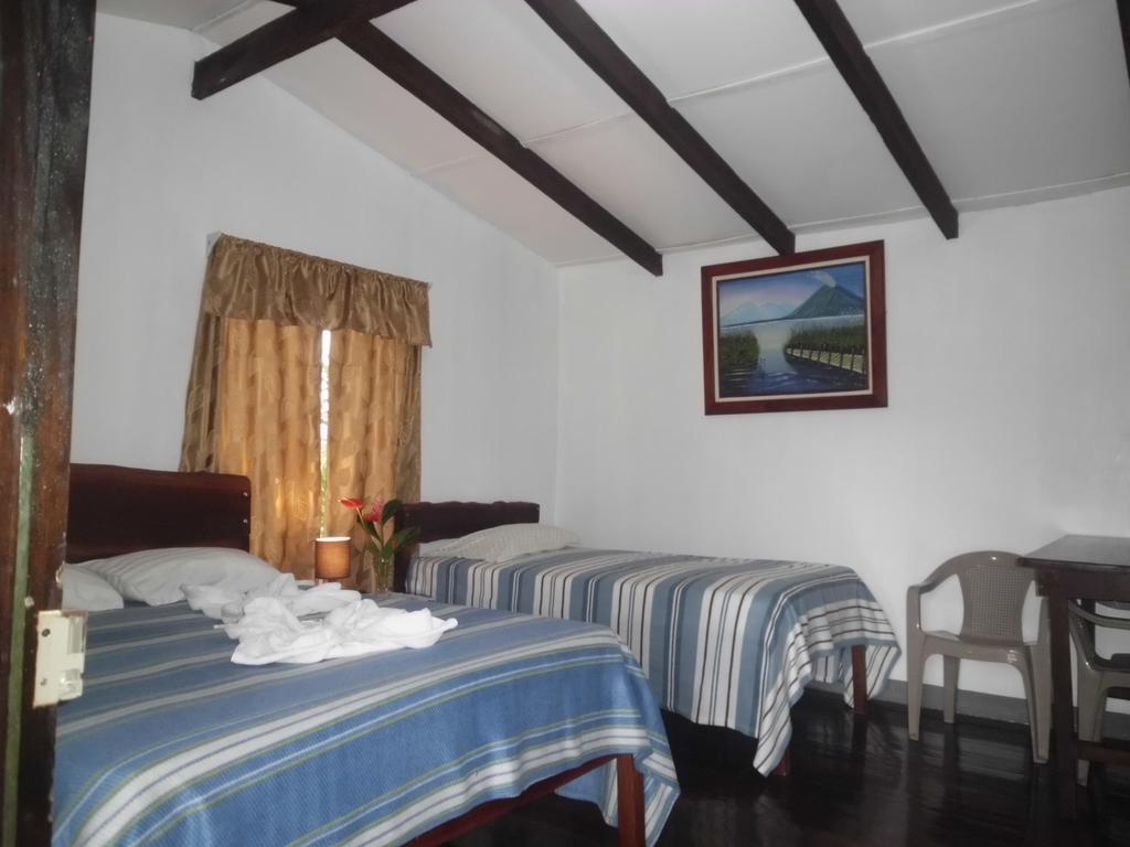 Lodge Nacientes *